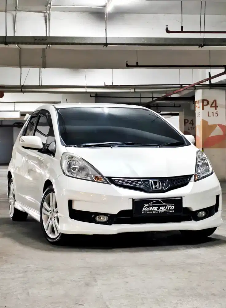 Honda Jazz RS AT 2013