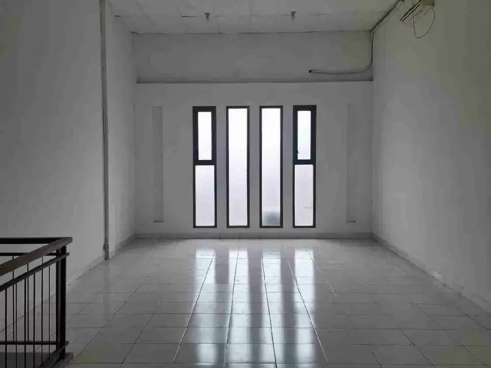 Disewakan Ruko Mekar Wangi Cocok Untuk Usaha / Kantor Lokasi Strategis