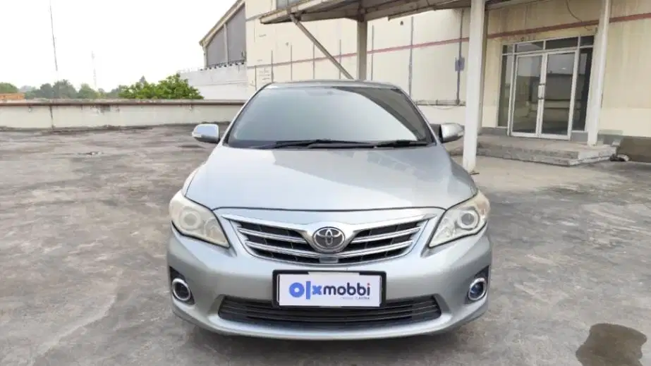 DP MURAH Toyota Corolla Altis 1.8 Bensin-AT 2011  CSESB