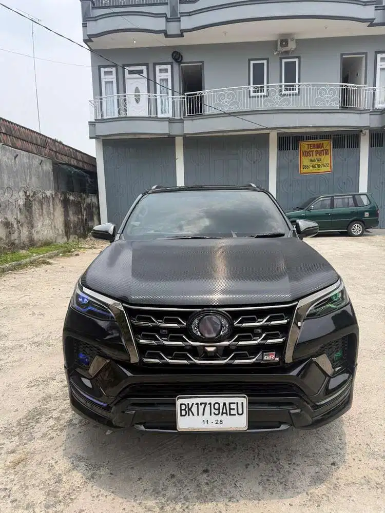 Toyota Fortuner gr vrz 2023 Diesel