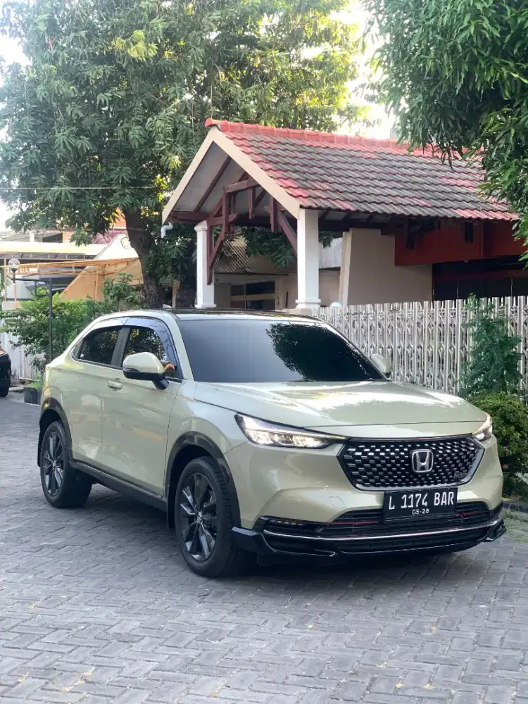 HONDA HRV RS CVT 1.5cc Metic Km 20ribu TH 2023