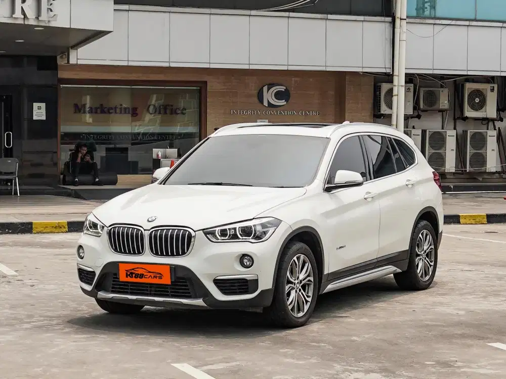 BMW X1 Sdrive XLine AT 2017 putih genap