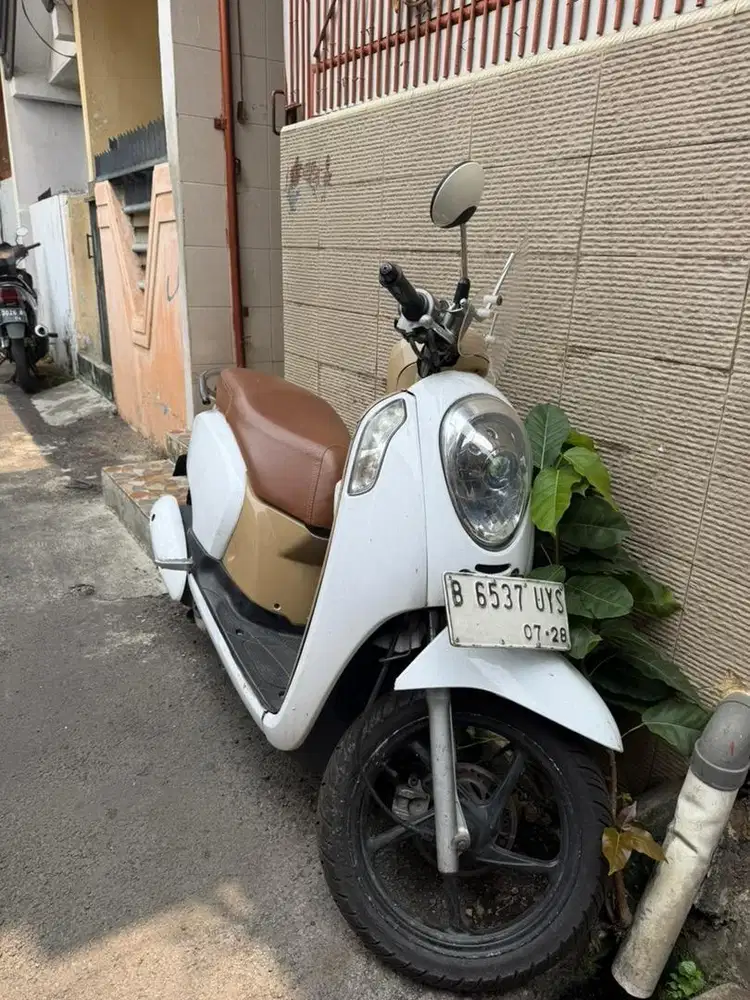Scoopy 2017 Putih, komplit