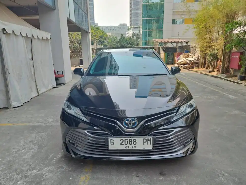 Camry 2.5L Hybrid AT Tahun 2019