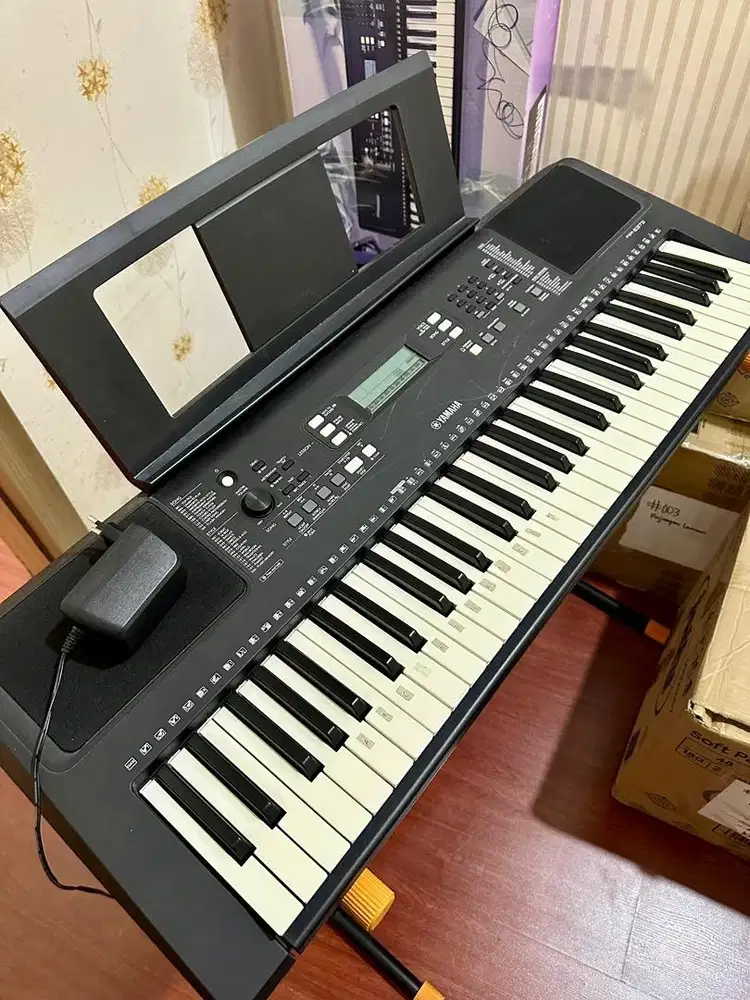Keyboard Yamaha PCR 373