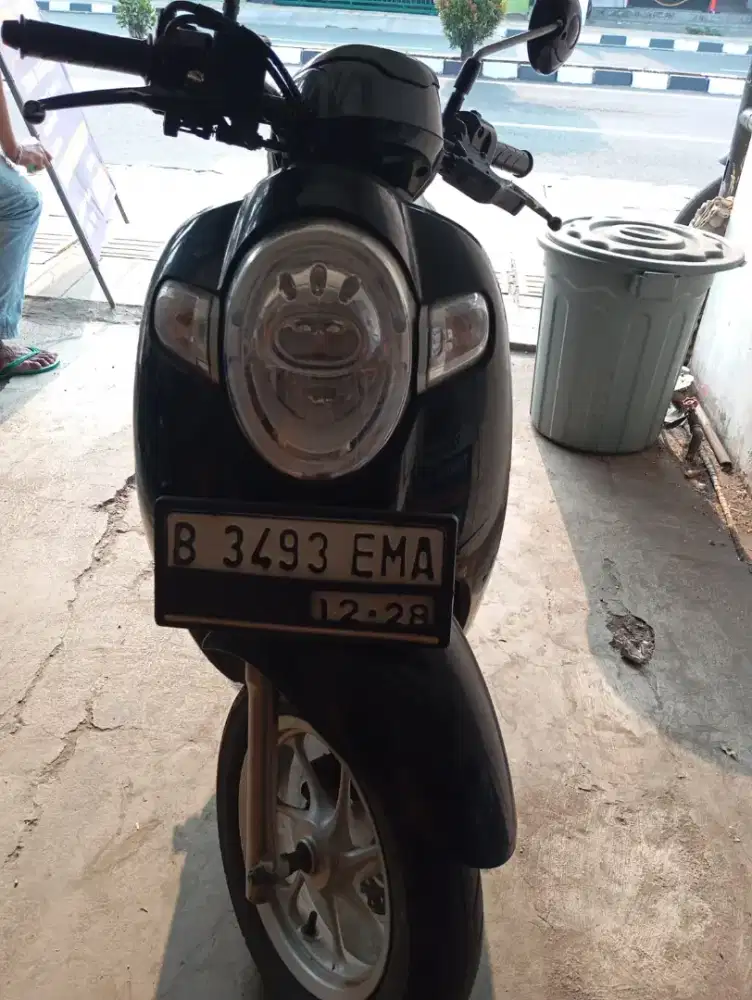 Honda Scoopy F1C02N28LO AT 2018
