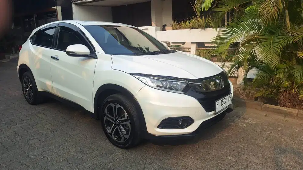 HRV type E matik, pol H asli pajak baru gress sampai October 2027