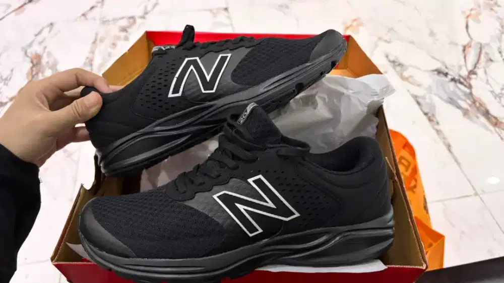 Sepatu NB420 SERIES