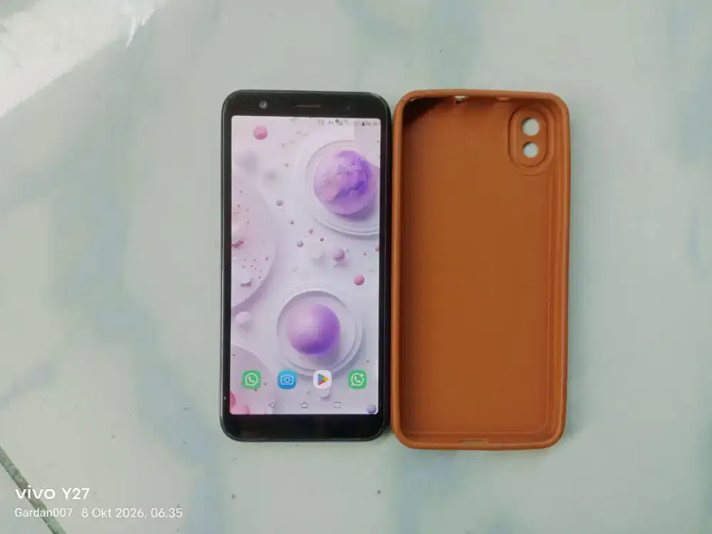 Asus Zenfone Live L1 4G ram 2/16gb normal Batangan