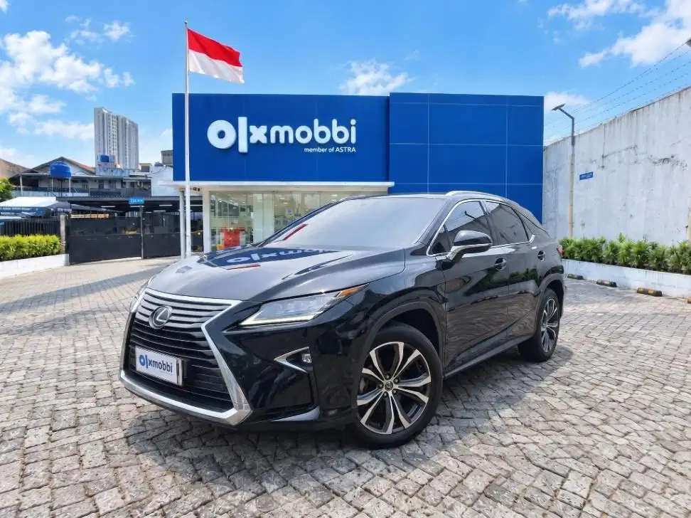 LOW DP Lexus RX300 2.0 Luxury 4x2 Bensin-AT 2018 2GW