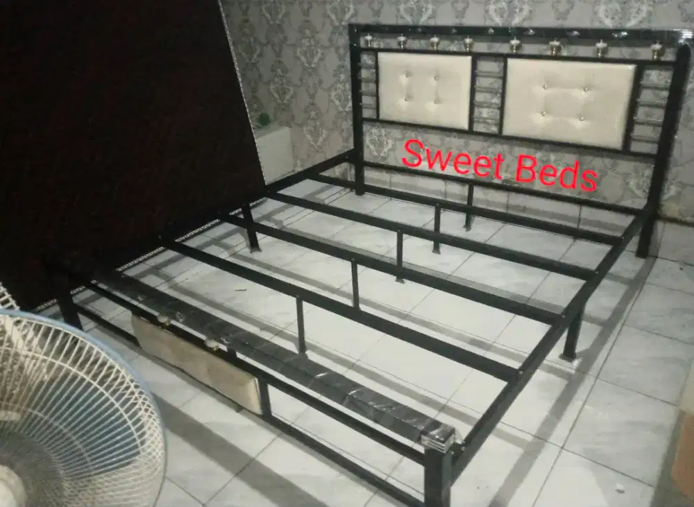 rangka ranjang besi 6 kaki uk 180x200cm