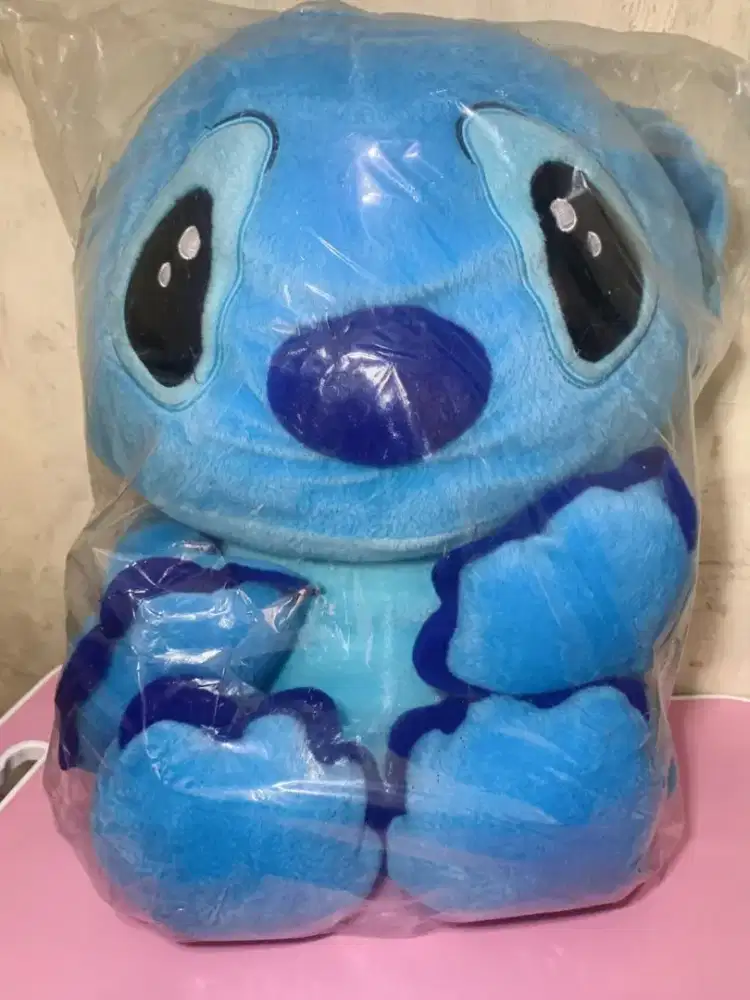 boneka Stitch warna biru