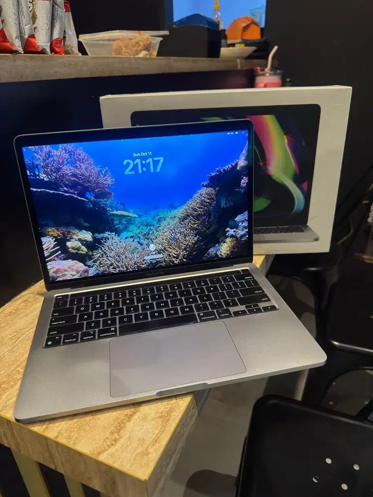 Macbook Pro M2 2022 8/256