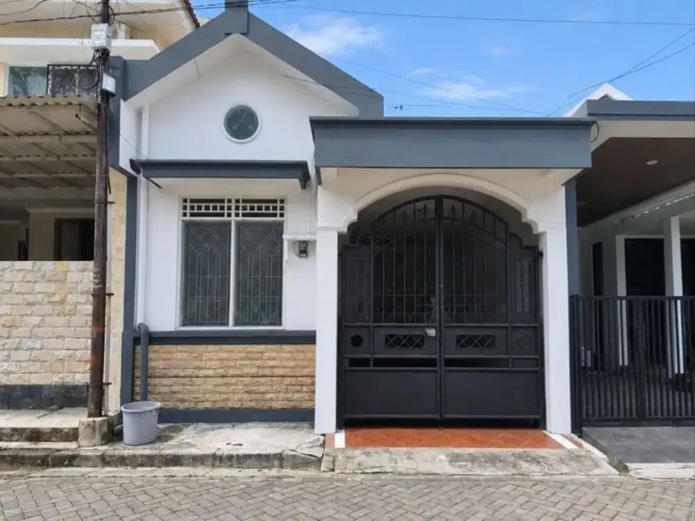 Disewakan rumah griya asri pakuwon city