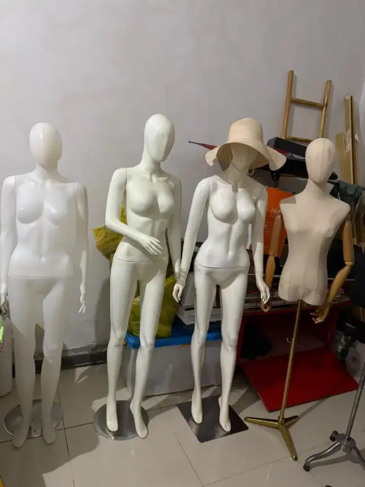 DIJUAL PATUNG BAJU