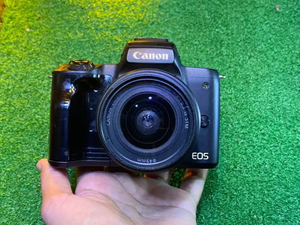 Kamera Canon EOS M50