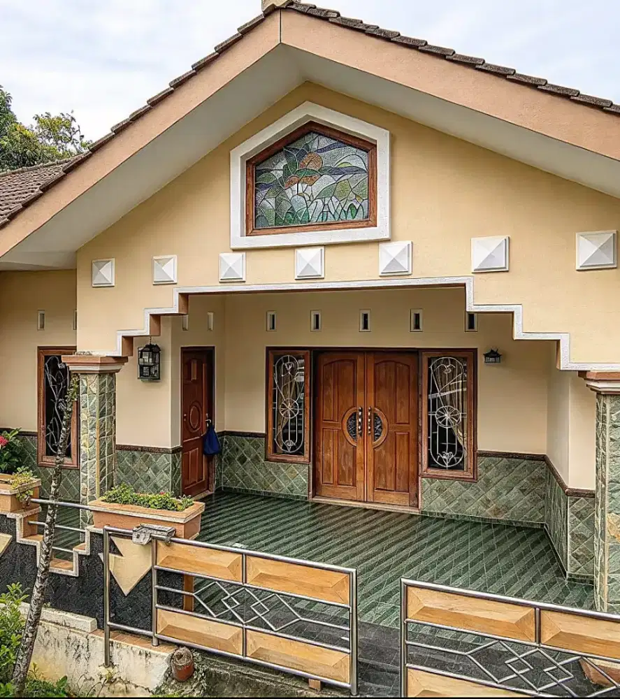 RUMAH TAMAN BUKIT ASRI MANGUHARJO TEMBALANG