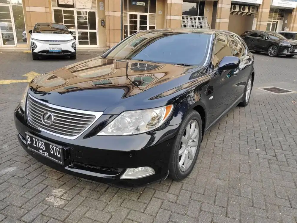 Lexus LS460L th 2007 Biru mika km60rban