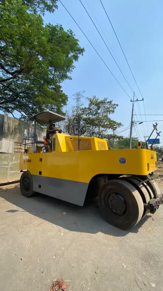 Tireroller TS150 siap