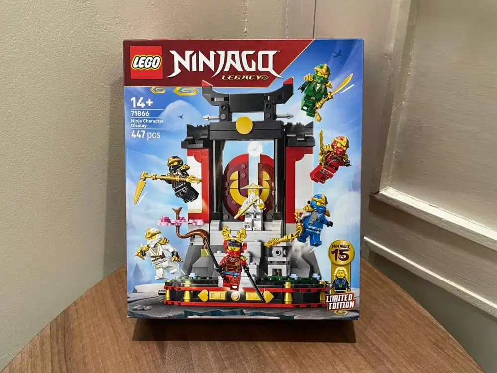 LEGO 71866 NINJAGO Ninja Character Display 15th Anniversary