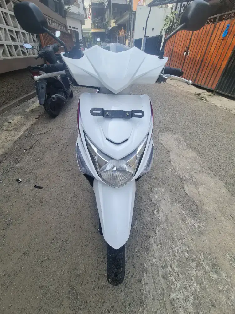 BEAT POP 2015, Putih, Kelistrikan Normal, Mesin Halus