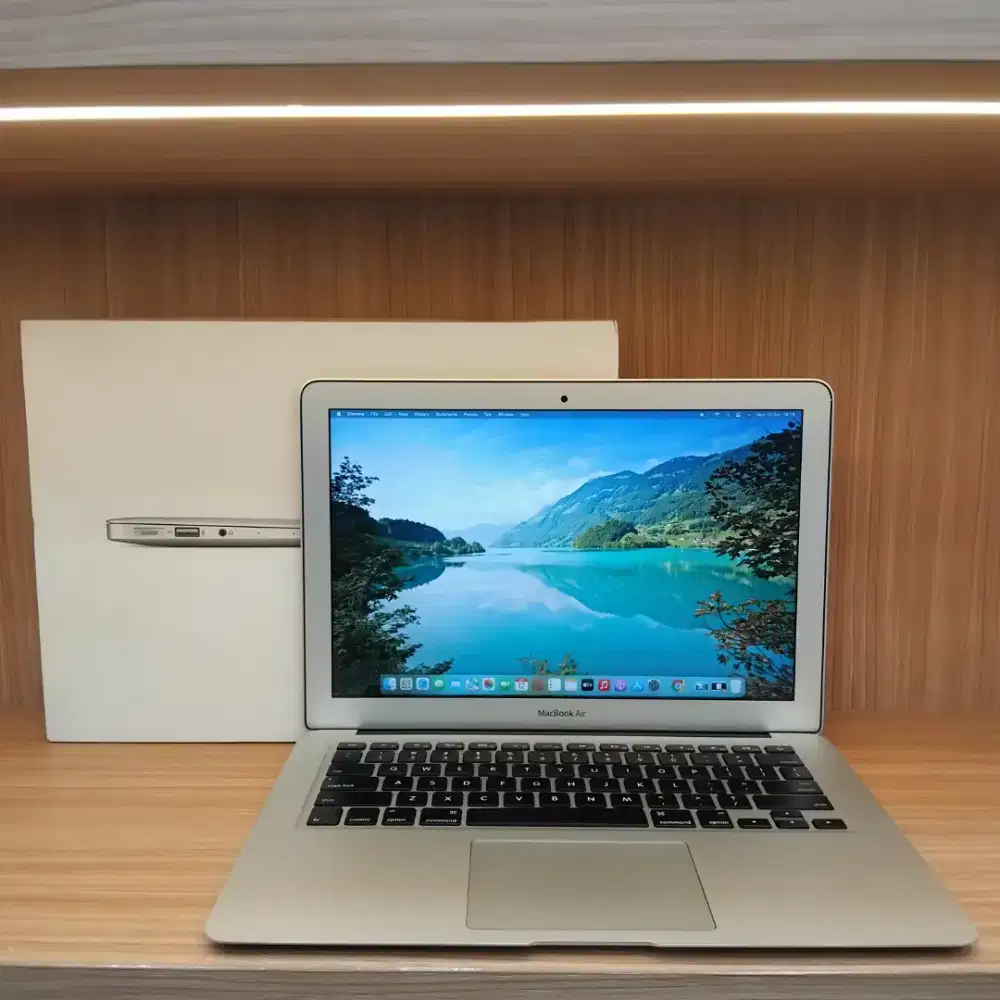 Macbook Air 13 2017 intel Core i5 Lengkap