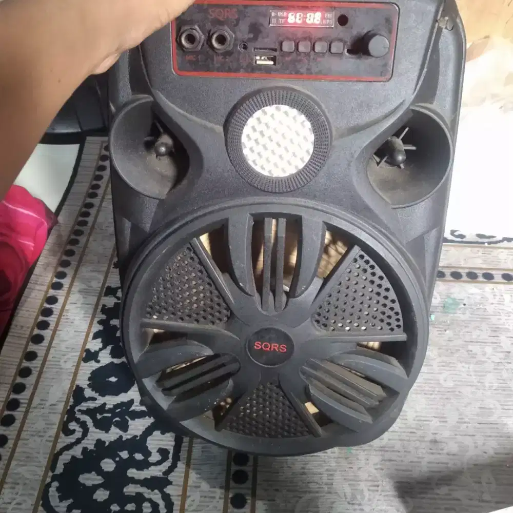 Speaker sqrs 815