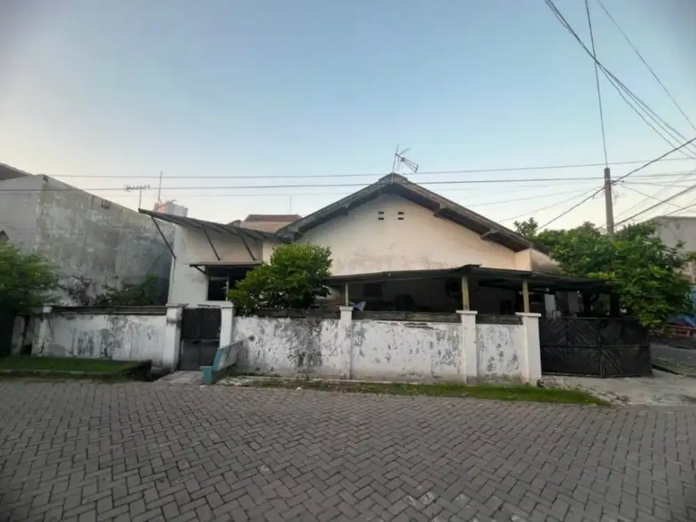 Rumah Sutorejo Strategis 1 Lantai 12,5x16,6 SHM 2,5M