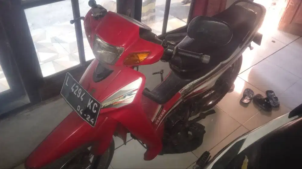 Dijual Vega R 2004