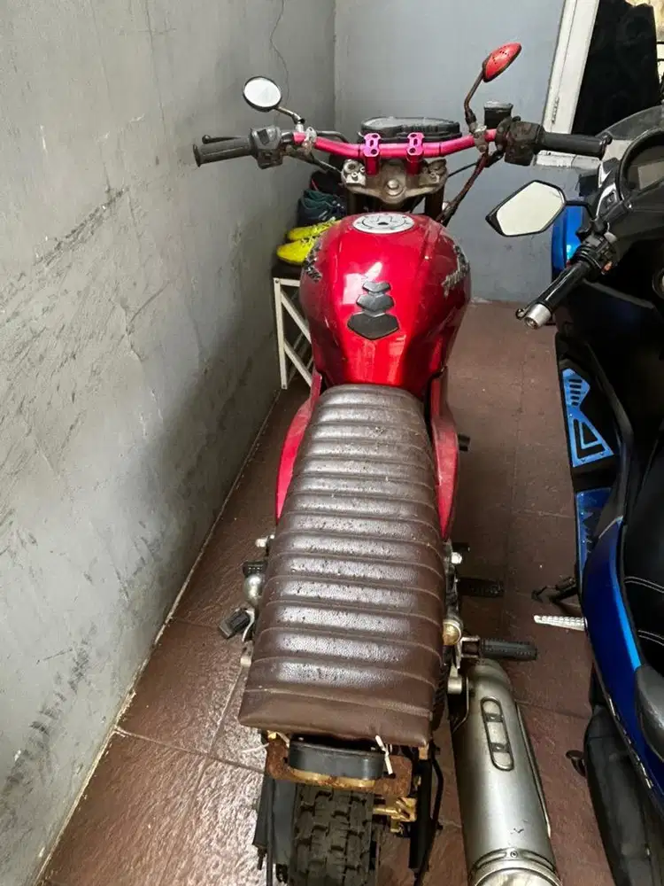 Motor custom basic pulsar 220 cc bt tt matic