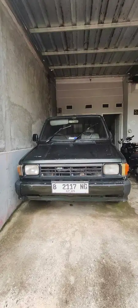 Kijang KF40 Short 1989