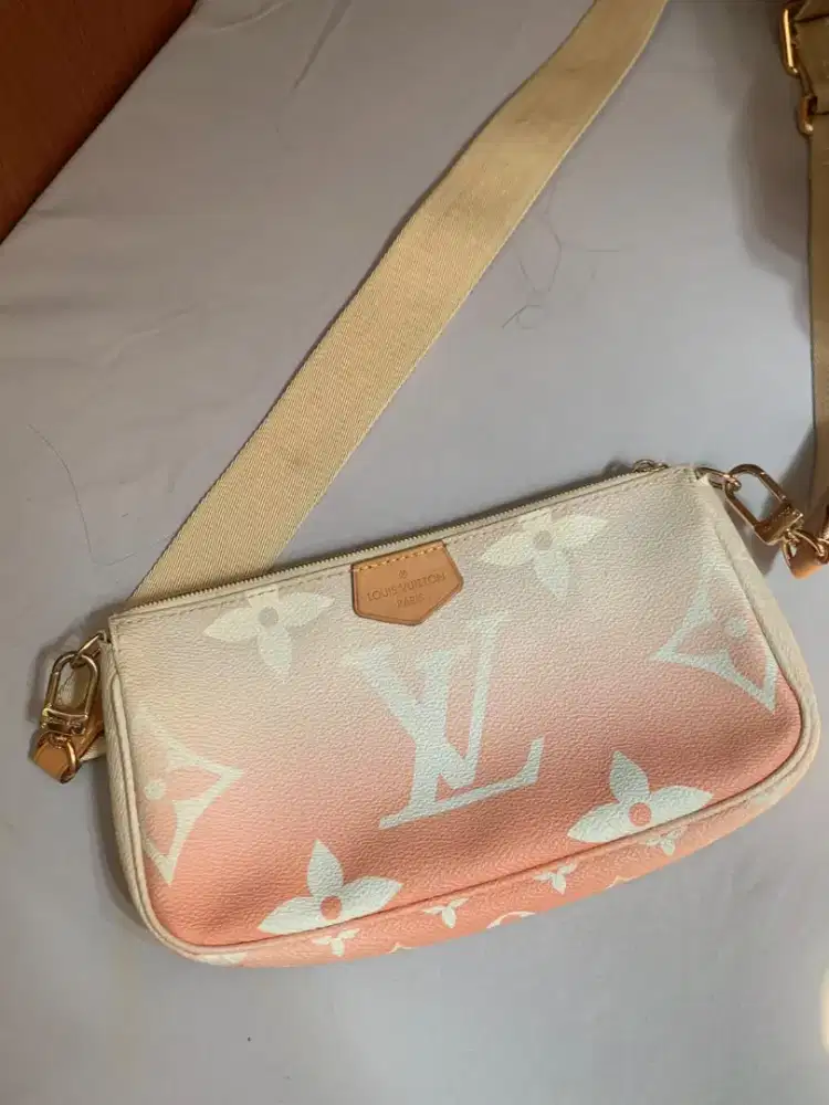 lV authentic vintage