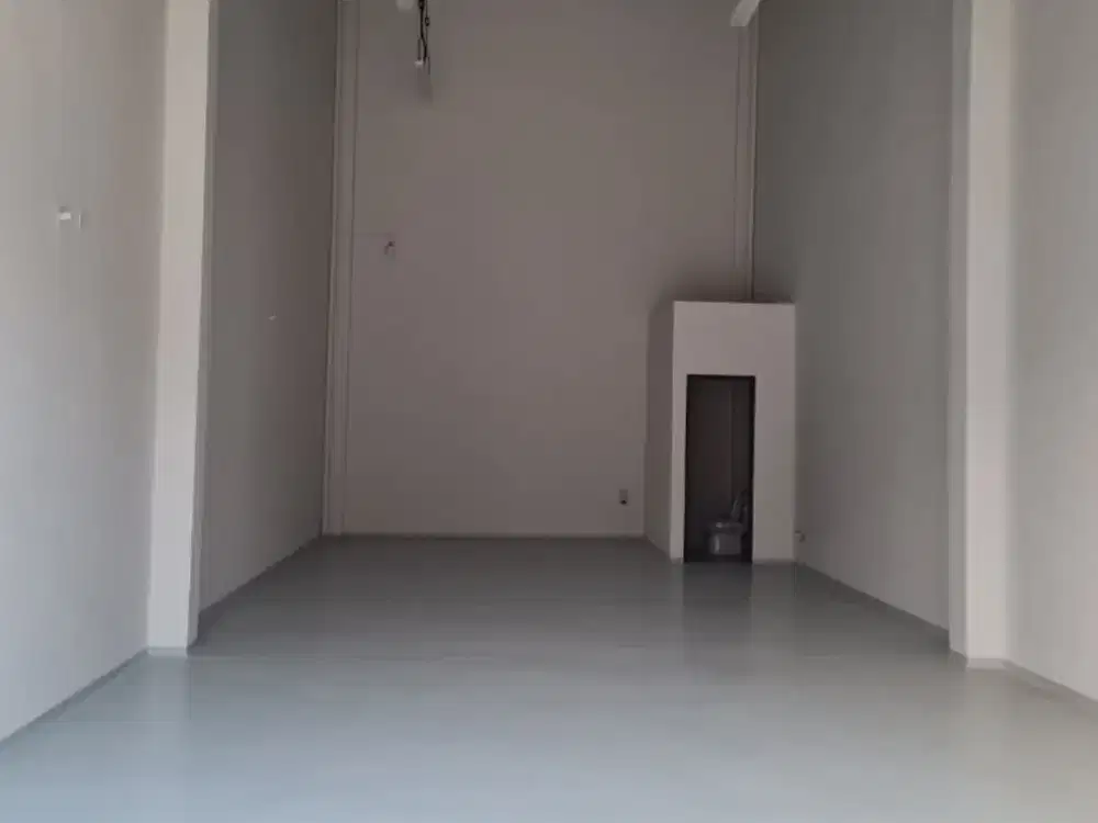 Disewakan Gudang Bizpark Pik 2, Ukuran 6 × 20 M
