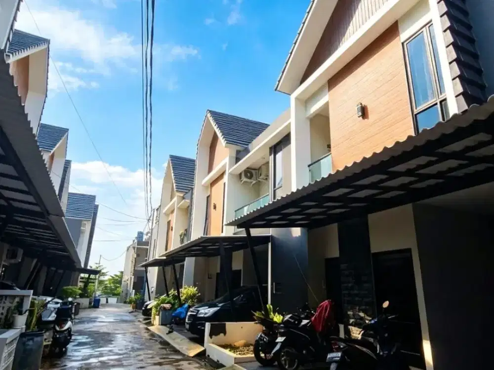 Rumah 2 lantai siap huni di cibubur dekat lrt dan toll shm dengan 3 kamar bisa kpr