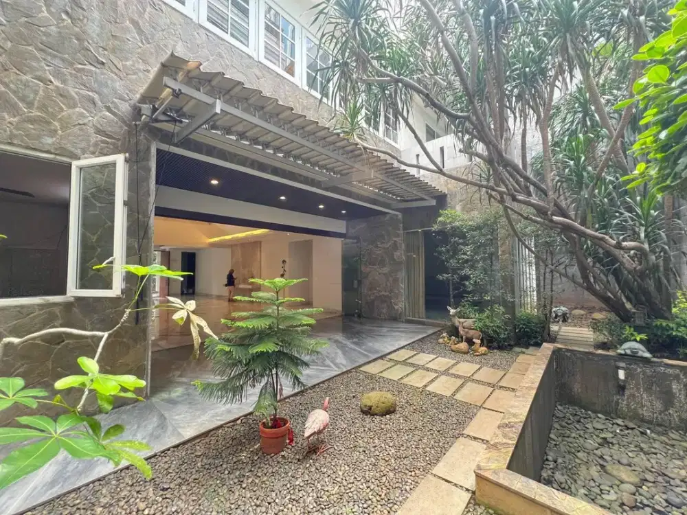 LXMMT 0136 Dijual Rumah Mewah Menteng Jakarta Pusat