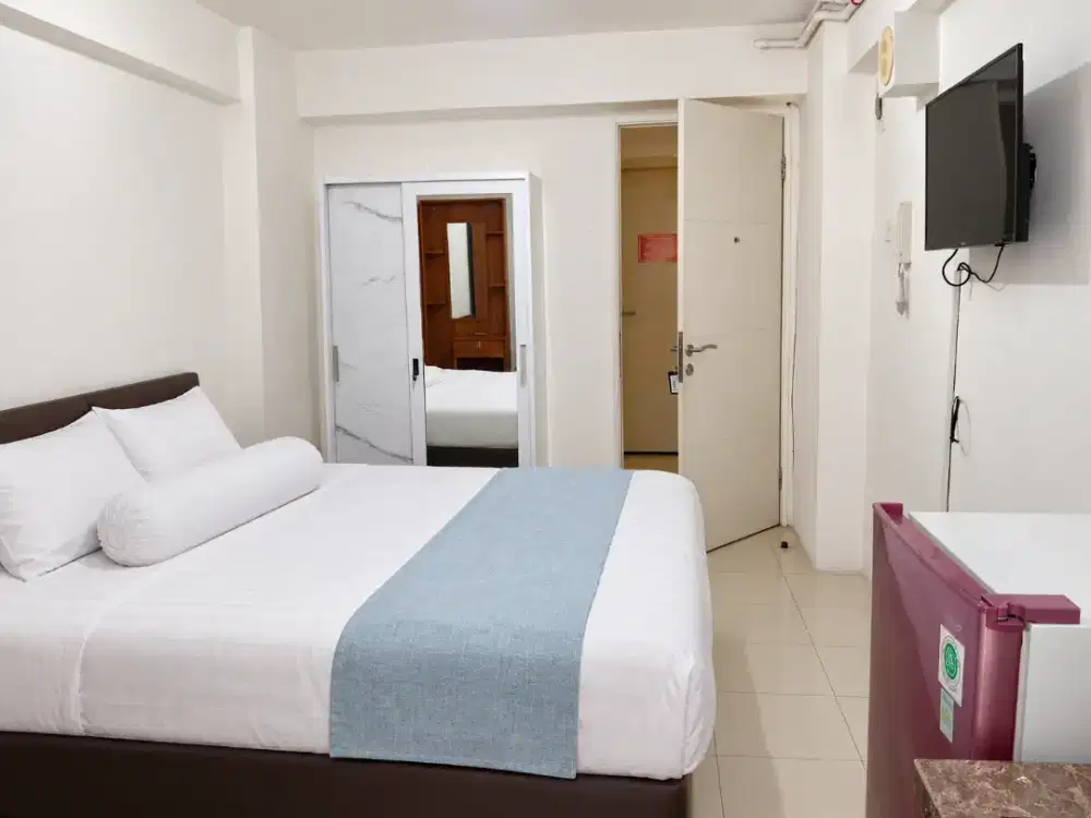 Spesialis unit Studio lantai 10 Apartemen Bassura City Include IPL