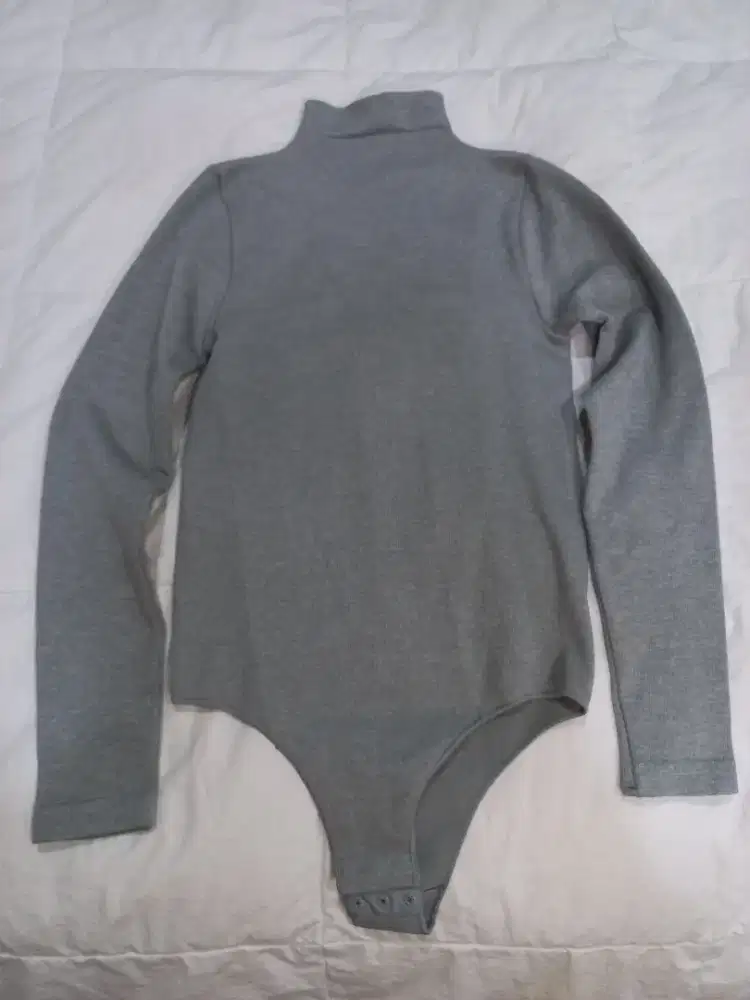 Dijual Cepat ! OYSHO Bodysuit Warna Abu Abu size S