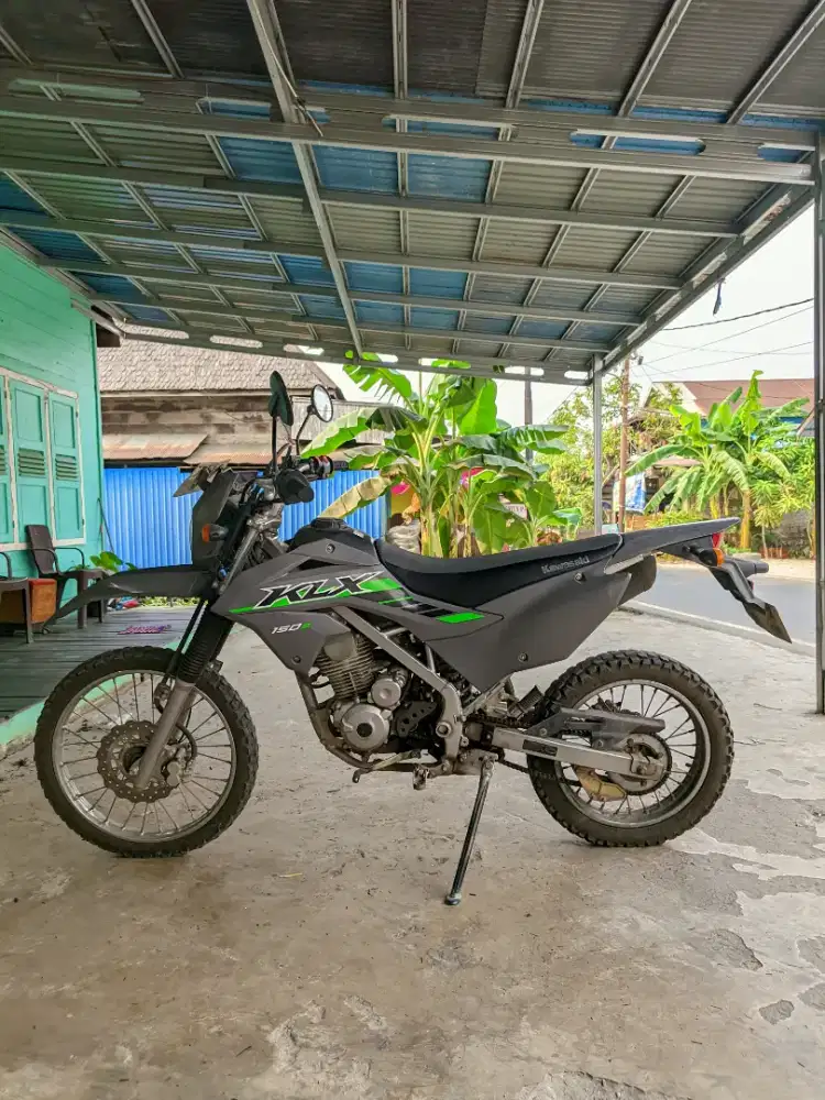 KLX Kawasaki 150S