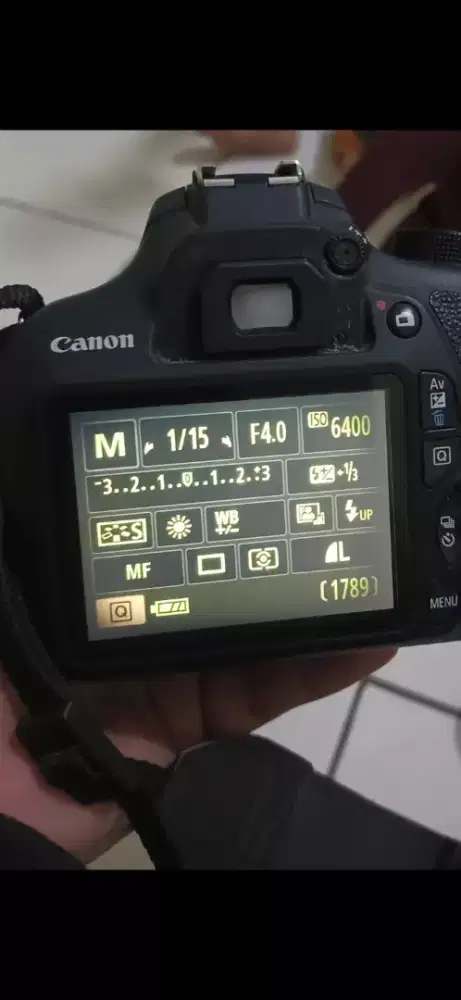 Bismilah jual cepat canon 1200d mulus