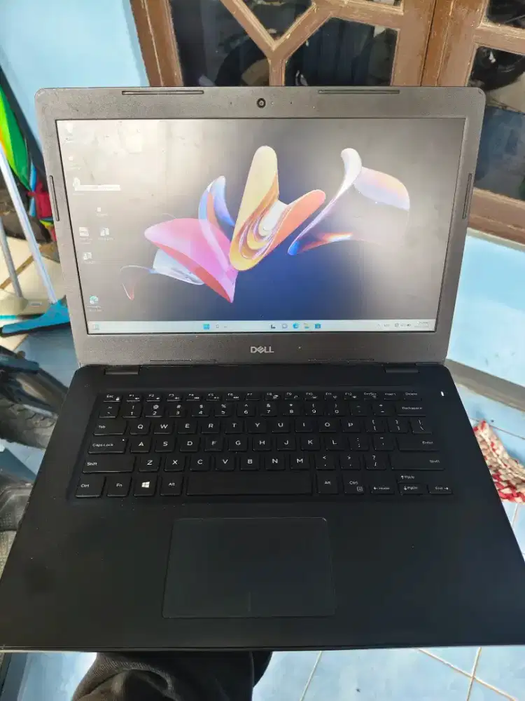 Laptop Dell Latitude 3490 8/512 SSD 2023