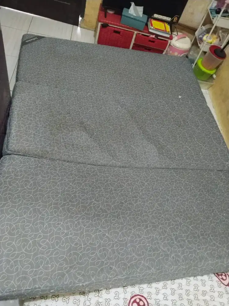 Di jual kasur free bantal