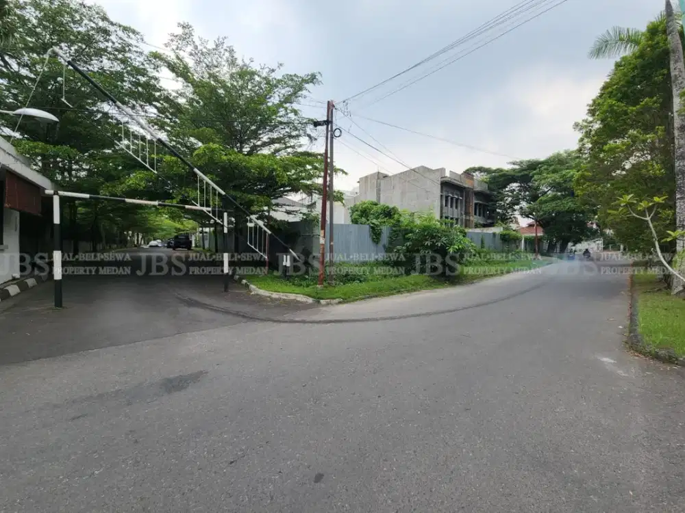 Kavling Hook Dijual di Komplek Padang Golf (Samping Malibu) - Medan