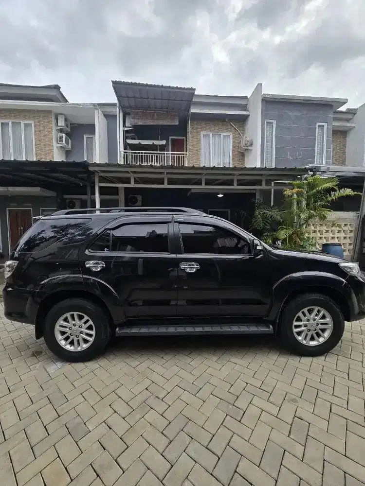 DIJUAL FORTUNER G LUXURY 2.7 BENSIN TAHUN 2012