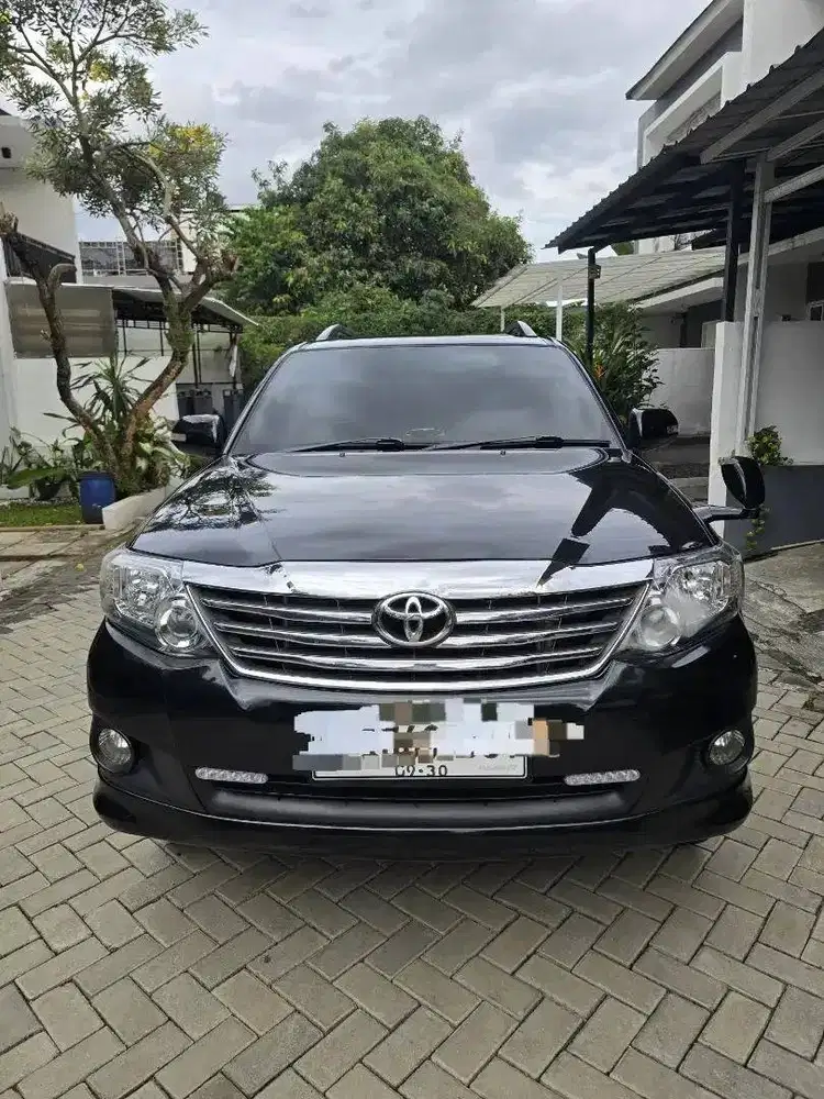 FORTUNER G LUXURY 2.7 BENSIN 2012