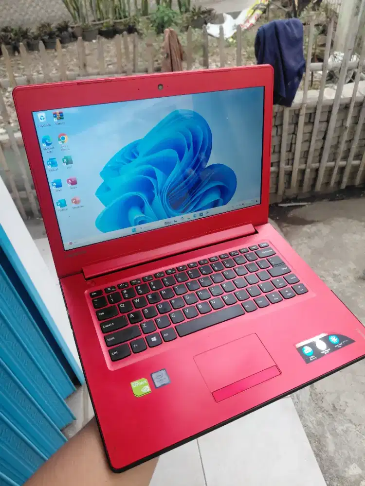Lenovo Ideapad 310 i5 7200u/8/256 Dualvga Gaming Render