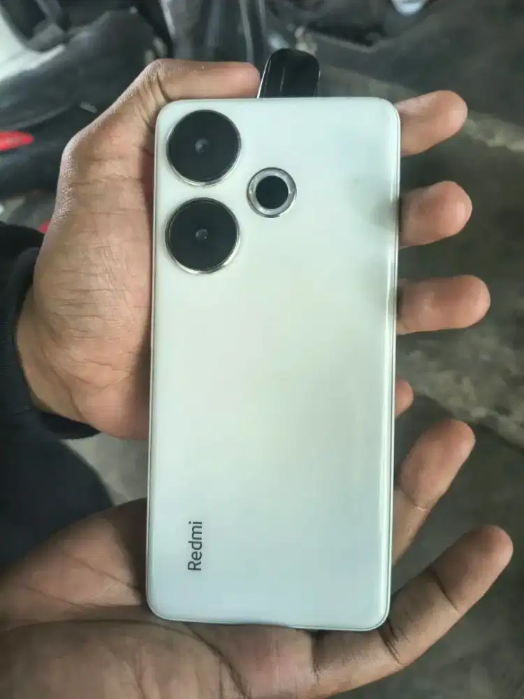 REDMI TURBO 3 / POCO F6 12/256