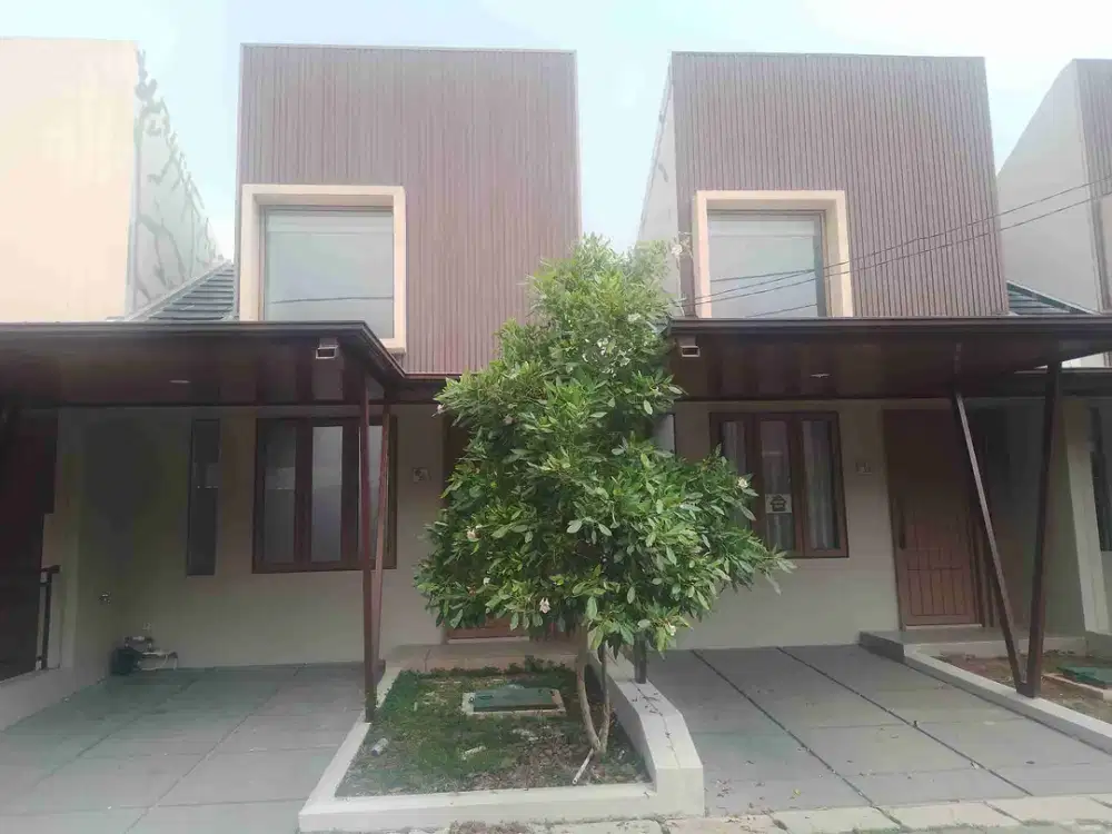 Rumah  Serpong  view danau