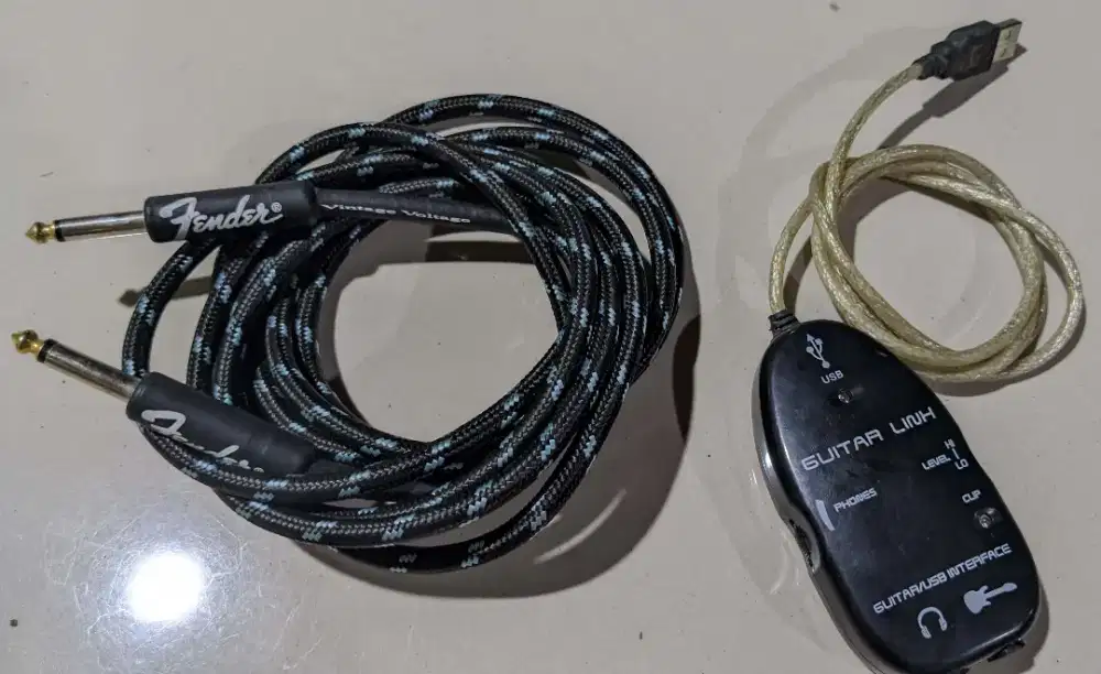Kabel Gitar Fender + Soundcard
