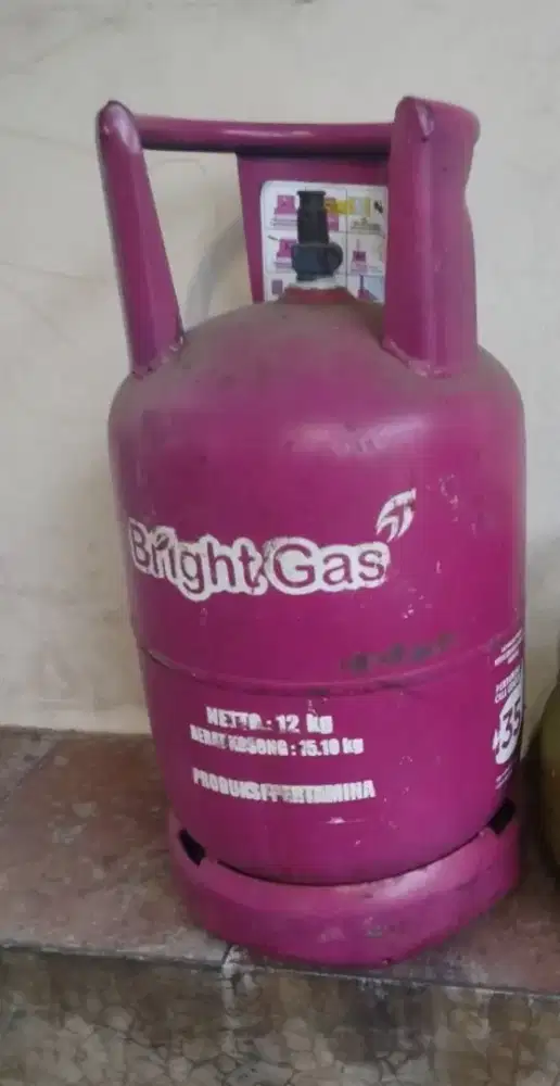Tabung gas elpiji pink 12 kg kosong