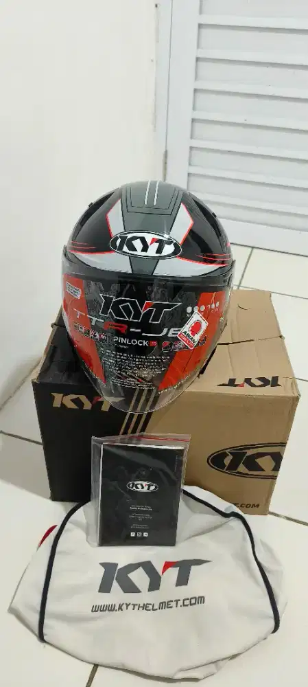 HELM KYT TTR JET
